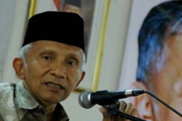  KORUPSI ALKES: Amien Rais Akui Terima Bantuan dari Soetrisno Bachir