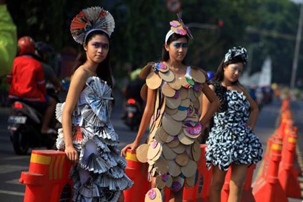  HARI LINGKUNGAN SEDUNIA: Buleleng Gelar Recycle Carnaval