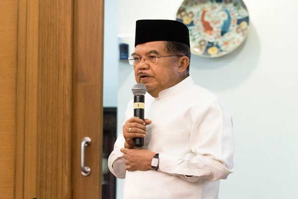  Wapres JK Tarawih di Masjid Indonesia Tokyo