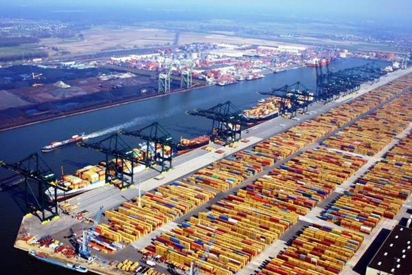  PELABUHAN BARU : Port of Rotterdam Masuk di Kuala Tanjung