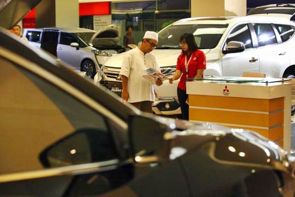  DILER OTOMOTIF  : Emiten Panen Penjualan