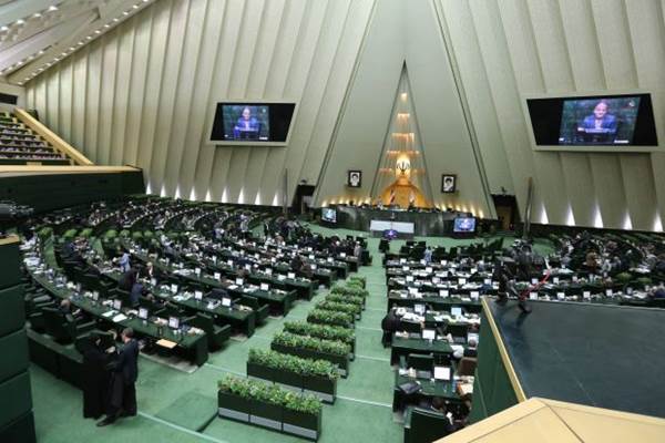 ISIS Klaim Lima Petempurnya Serang Parlemen Iran dan Mausoleum Khomeini