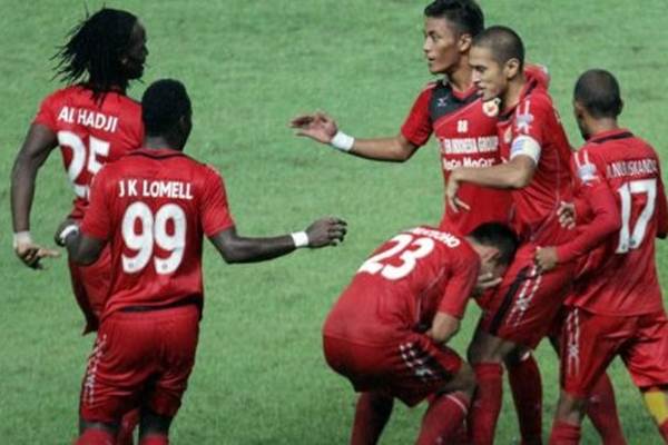  LIGA 1: Semen Padang Hajar PSM Makassar 2-1, Tambun Penyelamat