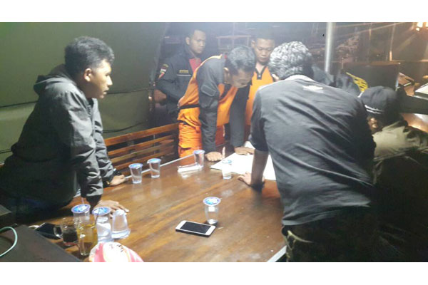  Patah Kemudi Dan Nyaris Tenggelam, Kapal Berpenumpang 6 Nelayan Diselamatkan Petugas Bea Cukai