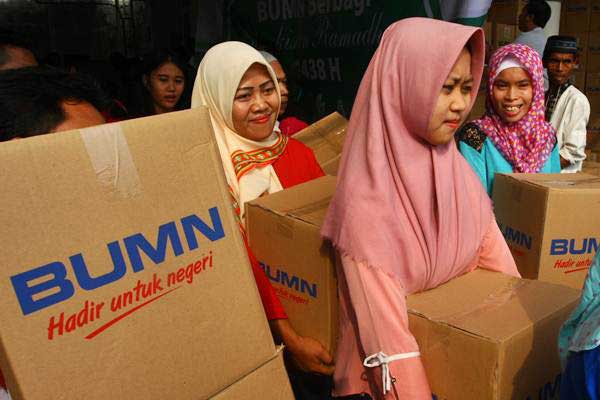 Pelat Merah Bagikan 200.000 Bingkisan Ramadan di Jabodetabek