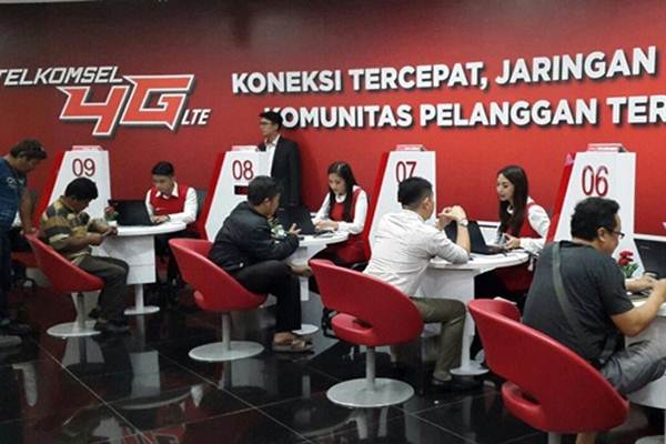  Distribusi Pulsa Telkomsel Sumbagteng Naik 100%