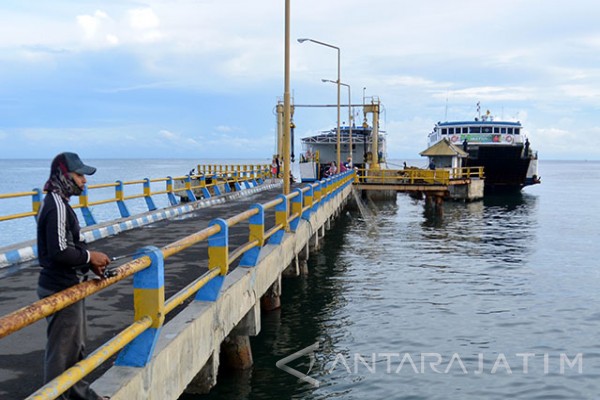  MUDIK LEBARAN: Arus Penumpang Pelabuhan Situbondo Mulai Padat