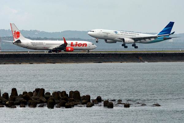  Bandara Ngurah Rai Sempat Ditutup Akibat Cuaca Buruk