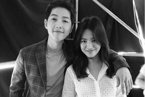  Song Joong-ki Tepis Rumor Pacaran dengan Song Hye-gyo