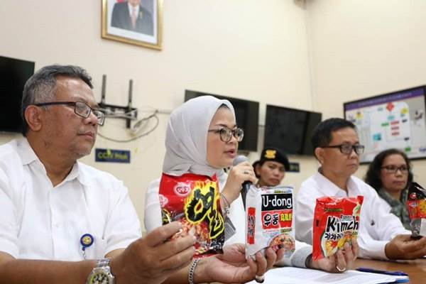  Dinkes Depok Awasi Penjualan Mie Instan Asal Korea