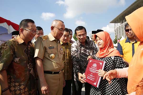  APP Sinar Mas Salurkan 10.000 Alquran dan Gelar Pasar Murah di Riau