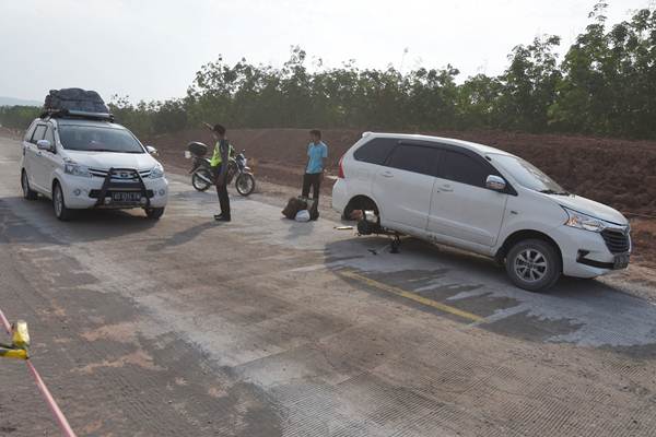  Jalan Tol Fungsional Sudah Memakan Korban Kendaraan