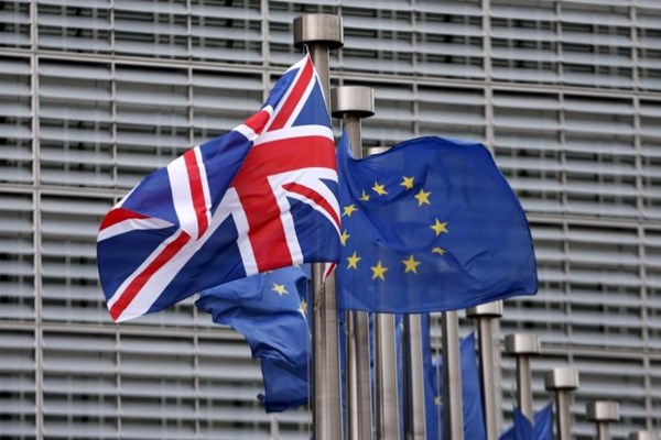  NEGOSIASI BREXIT  : Inggris Melunak, Sistem Keuangan Baru Diperlukan