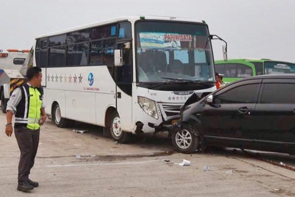  Kecelakaan di Jalan Tol Palimanan-Cikopo