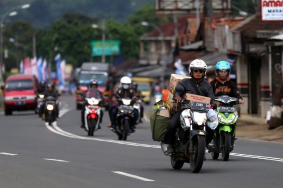  Lintasi Padalarang, Pemudik Diminta Bersabar