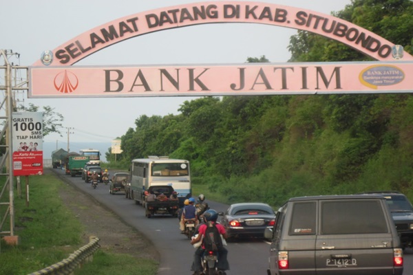  MUDIK LEBARAN 2017: Nikmatnya Perjalanan Malam Surabaya  Situbondo