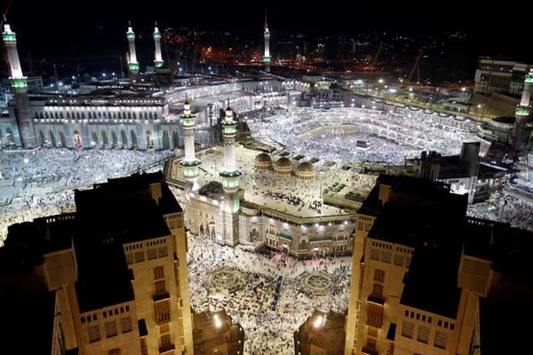  Arab Saudi Gagalkan Rencana Bom Bunuh Diri di Masjidil Haram