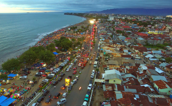  PANTAI PADANG