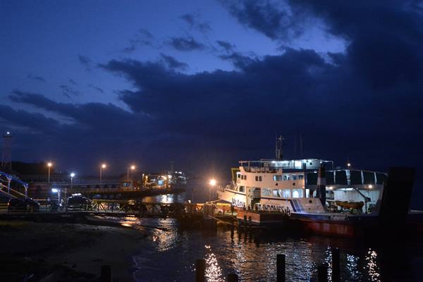  ARUS BALIK: ASDP Ferry Tambah Loket Tiket di Bakauheni