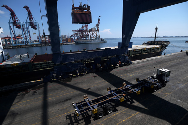  TANJUNG PRIOK MULAI BEROPERASI