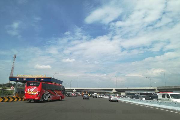  ARUS BALIK: Contraflow, Mulai Gerbang Tol Cikarang Utama Hingga Jakarta-Cikampek