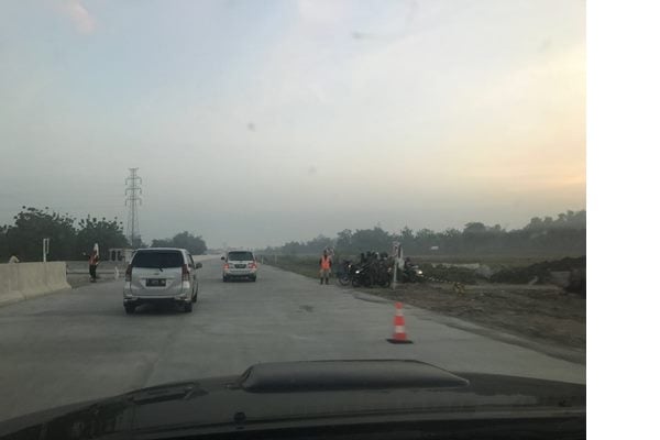  RUAS TOL NGAWI-SOLO: Hati-hati, Roda Dua Mengadang