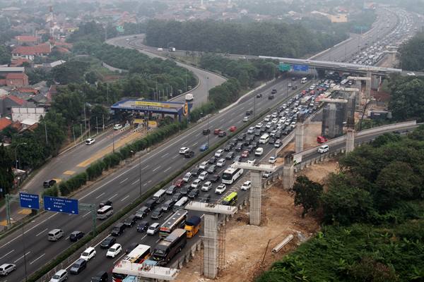  Hari ini, 110 Ribu Kendaraan Diprediksi Melintas di Gerbang Tol Cikarang Utama