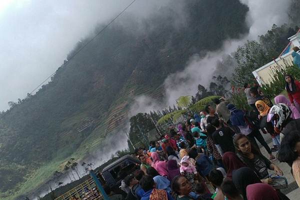  Kawah Sileri, Dieng, Meletus. Ini Data 17 Korban Terdampak