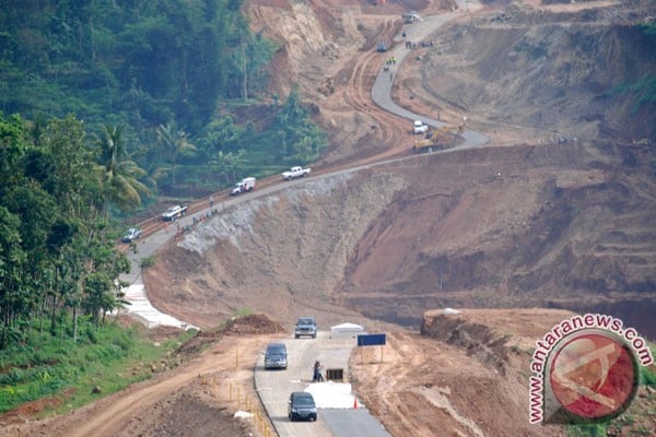  Pemerintah Segera Uji Kelayakan Tol Bawen-Salatiga