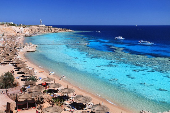 Pantai Ras Um Sid di Sharm el Sheikh / Huffington Post