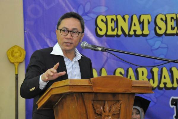  Zulkifli Hasan: Terkait Novel Baswedan, Miryam Tak Perlu ke DPR