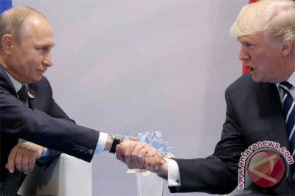  Bertemu Trump, Putin Tolak Tuduhan Intervensi Pilpres AS