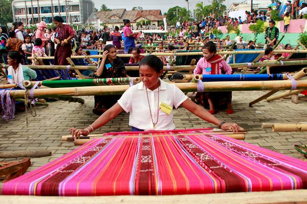  Festival Tenun Ikat Sumba Barat