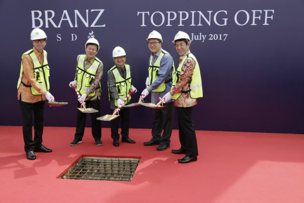  Tokyu Land Lakukan Topping Off Kondominium Branz BSD Ai