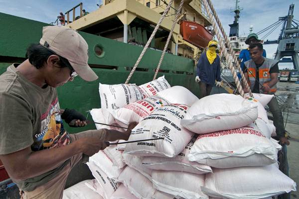  Petani Dibayangi Ketidakpastian Distribusi Pupuk Subsidi