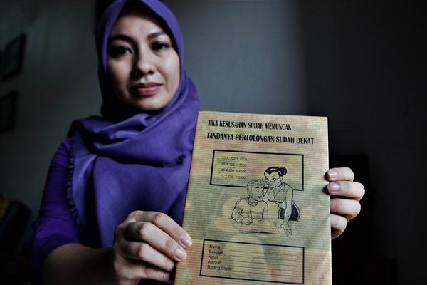  Heboh, Sampul Buku Siswa Ini Berbau Pornografi