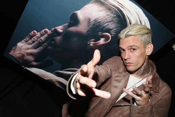  Penyanyi Aaron Carter Ditangkap Polisi