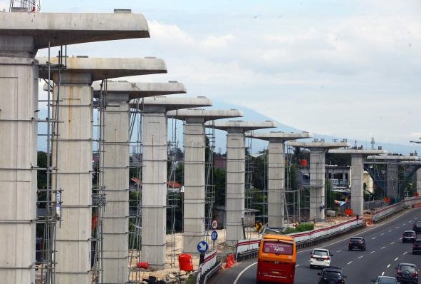  Luhut Sebut LRT Jabodebek Hemat Rp6 Triliun