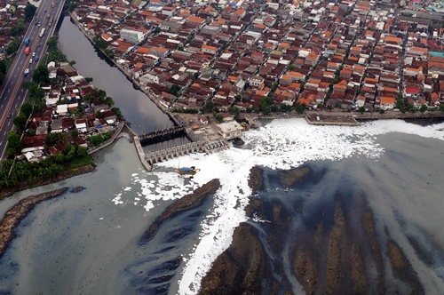  Pemkot Surabaya Upayakan Sinergi Menjaga Kualitas Air Sungai