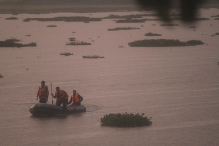  Sampan Hilang di Selat Alas, Empat Orang Masih Belum Ditemukan