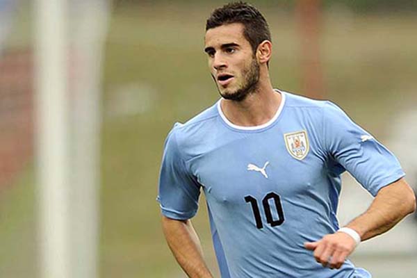  14 Juta Euro, Pereiro Tinggalkan PSV Berlabuh di Lazio?