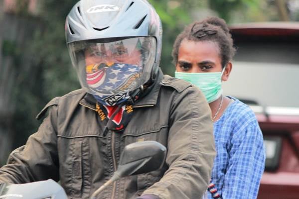  Buanglah Masker Setelah Dipakai 8 Jam. Ini Penjelasannya