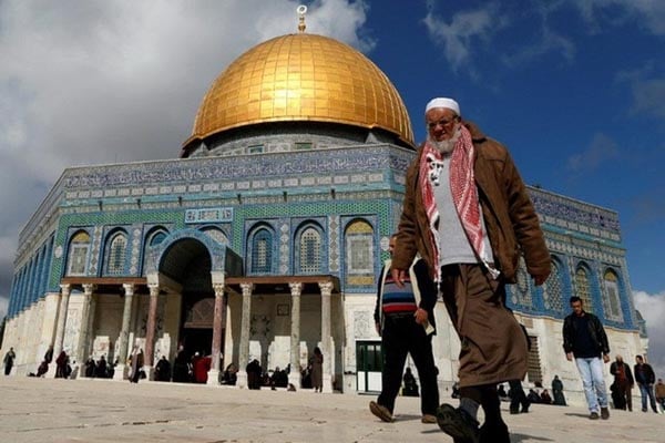  Cabut Detektor Logam, Israel Pasang Alat Pengawas Lain di Al-Aqsa