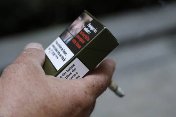 Amerika Kaji Pemangkasan Nikotin pada Rokok