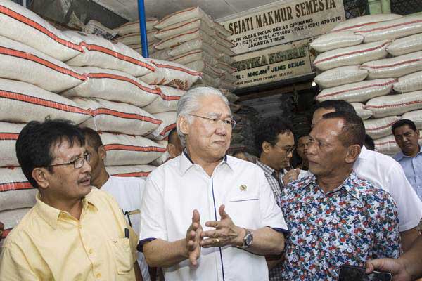  Ada Apa di Balik Beras? Pedagang Pasar Minta Pembagian Standar Mutu