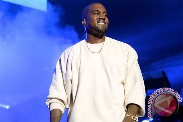  Kanye West Tuntut Perusahaan Asuransi Rp133 Miliar