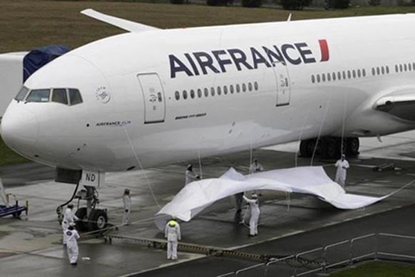  Rudal Korut Meluncur Berjarak 100 KM dari Pesawat Air France