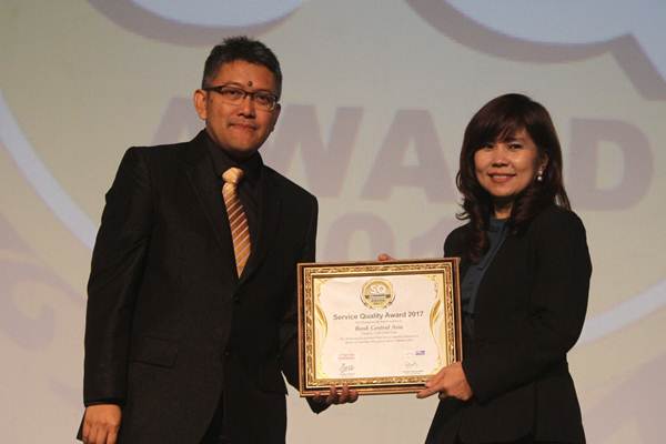  BCA Raih 8 Penghargaan di Service Quality Award 2017