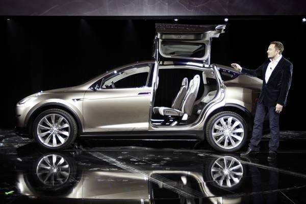  Tesla Turunkan Harga Jual Model X