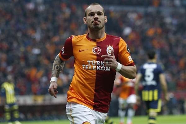  Dilepas Galatasaray, Wesley Sneijder Kini Milik Nice